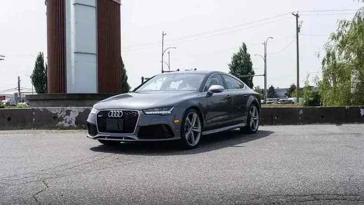 2016 Audi RS 7, grey, from the front